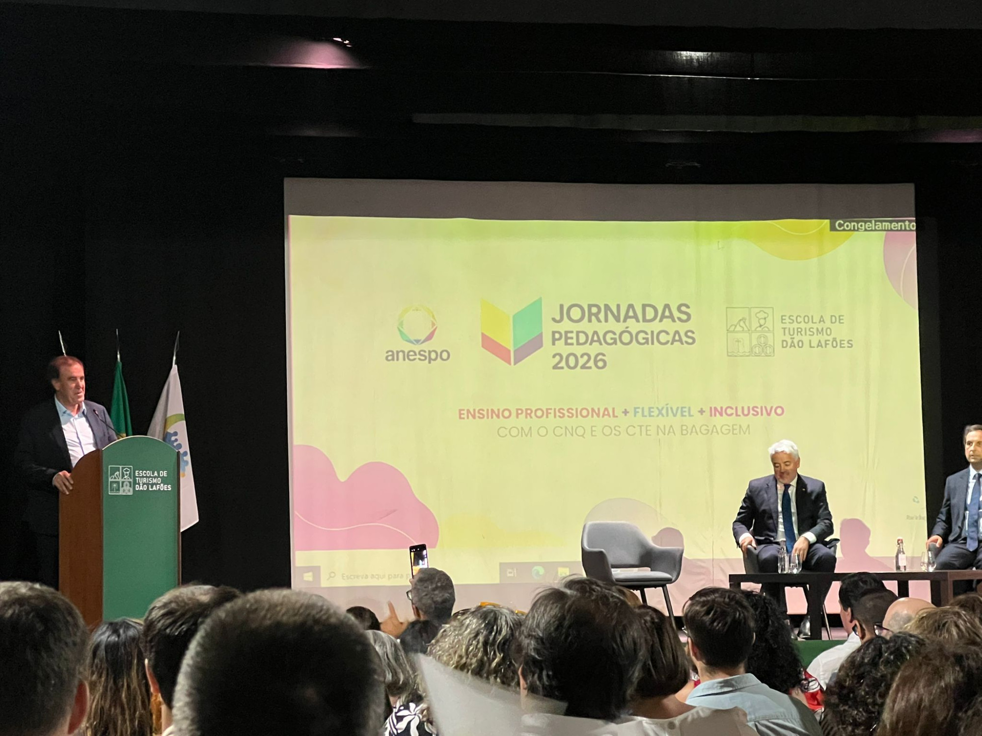 Ensino Profissional em debate: Importância, flexibilidade e inclusão